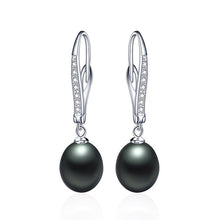 Load image into Gallery viewer, Classic Pearl Earrings