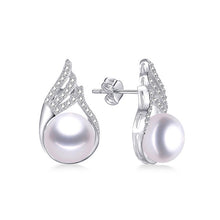 Load image into Gallery viewer, Wing Pearl Earrings